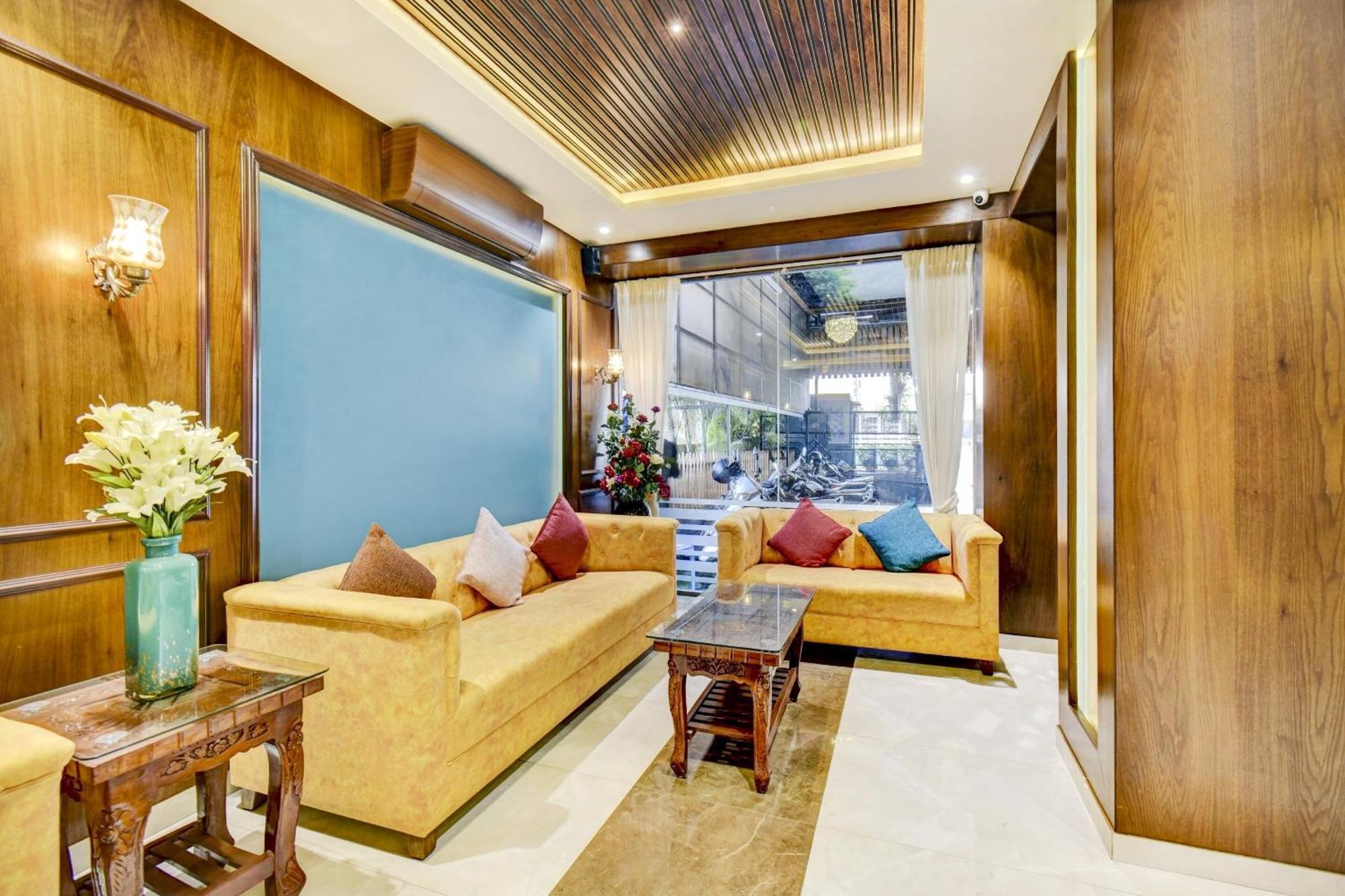 Townhouse Oak Hotel Chaitanya Executive Near Fun Time Multiplex Pune Exterior photo